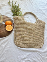 Load image into Gallery viewer, Off To Paradise Straw Shoulder Bag
