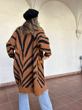 Load image into Gallery viewer, COZY TOWN POCKETED ZEBRA CARDIGAN
